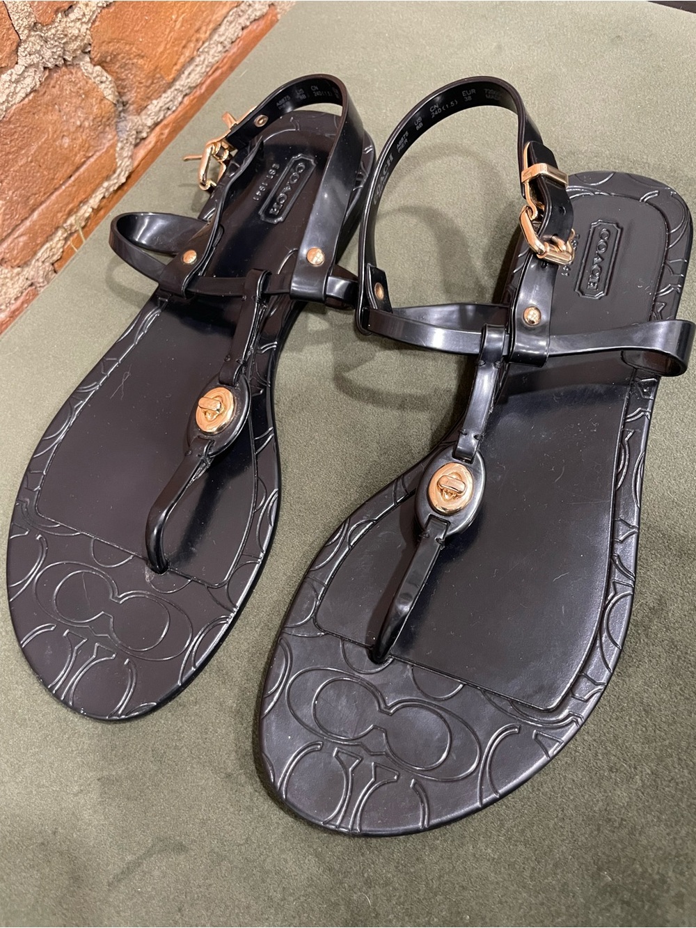 Coach Black Jelly T-Strap Sandals with Gold Hardware | Size 8 | Great condition